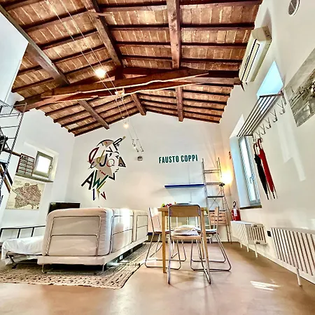 Bright House With Terrace In Santa Croce *