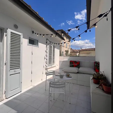 Bright House With Terrace In Santa Croce Appartamento Firenze