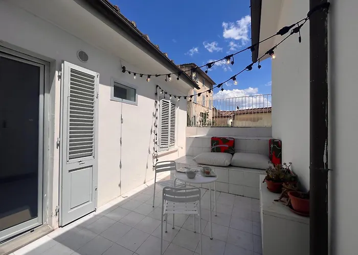 Bright House With Terrace In Santa Croce Appartamento Firenze